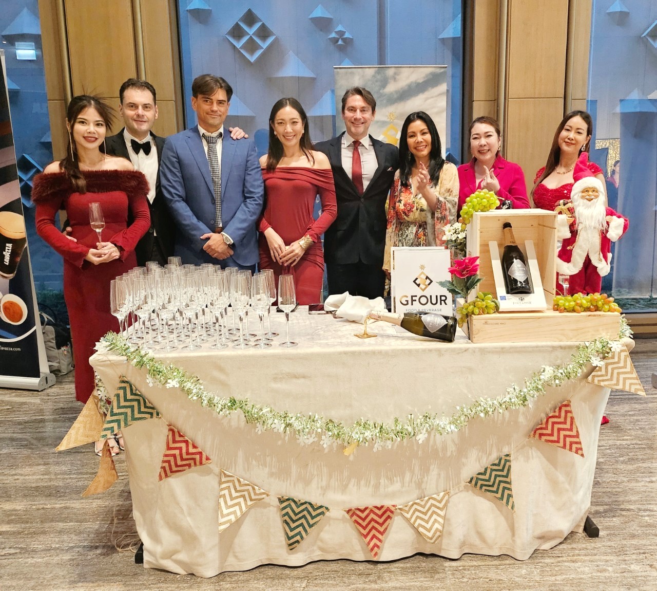 LINE_ALBUM_TICC Christmas Gala Dinner @Capella_241213_41
