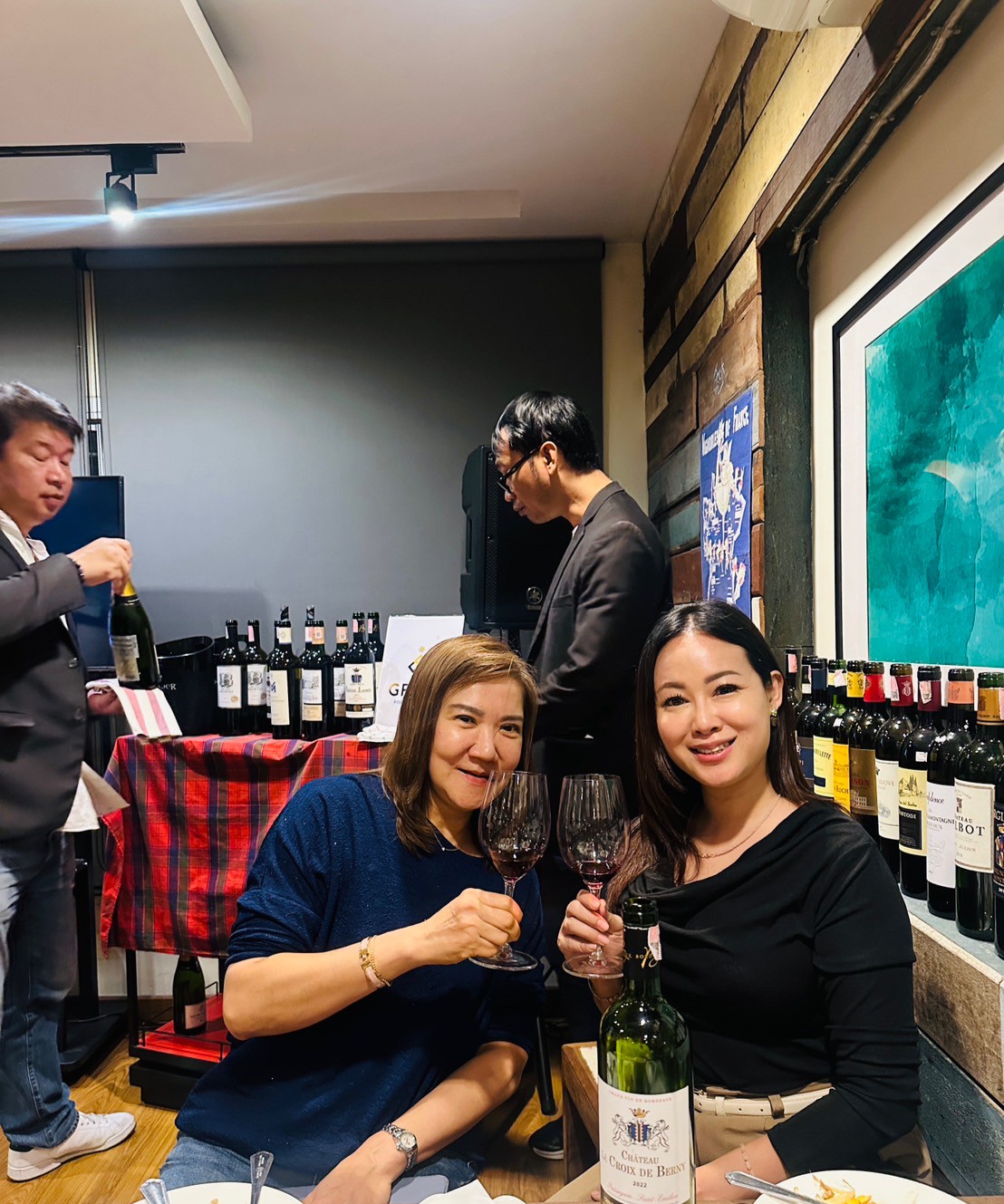 LINE_ALBUM_Wine inlove private testing_250828_8